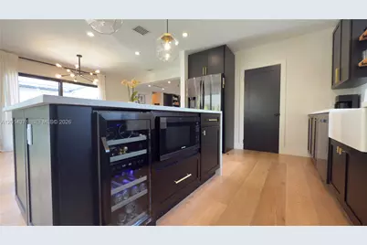 3261 SW 16th Ln, Miami, FL 33145 - Photo 13