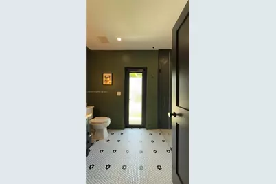 3261 SW 16th Ln, Miami, FL 33145 - Photo 41