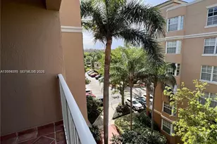 19655 E Country Club Dr, Aventura, FL 33180 - Photo 7