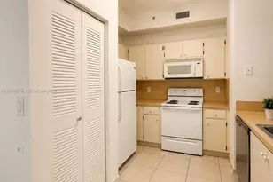 7280 NW 114th Ave, Doral, FL 33178 - Photo 5
