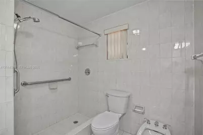 9930 SW 40th Ter, Miami, FL 33165 - Photo 11