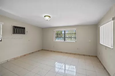 9930 SW 40th Ter, Miami, FL 33165 - Photo 13