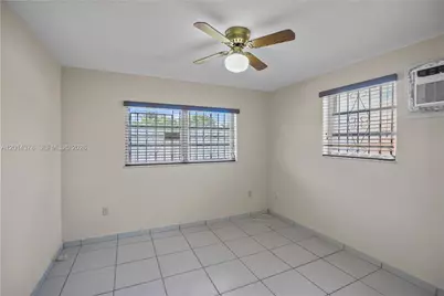 9930 SW 40th Ter, Miami, FL 33165 - Photo 25