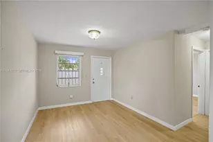 9930 SW 40th Terrace, Miami, FL 33165 - Photo 3