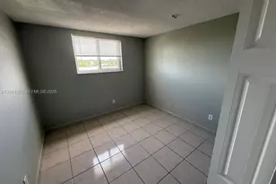 606 W 81st St, Hialeah, FL 33014 - Photo 9
