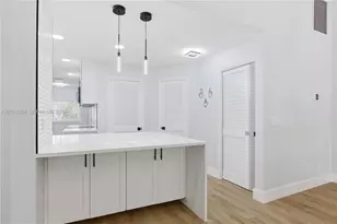 4690 S Fountains Dr S, Lake Worth, FL 33467 - Photo 19