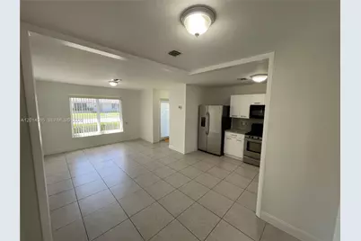 9711 SW 162nd St, Miami, FL 33157 - Photo 7