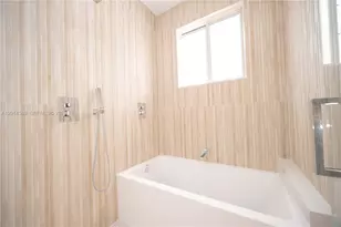 10381 NW 67th Terrace, Doral, FL 33178 - Photo 43