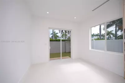 10381 NW 67th Ter, Doral, FL 33178 - Photo 21