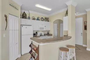 5035 Fairways Cir, Vero Beach, FL 32967 - Photo 3