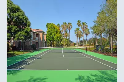 5035 Fairways Cir #305, Vero Beach, FL 32967 - Photo 15