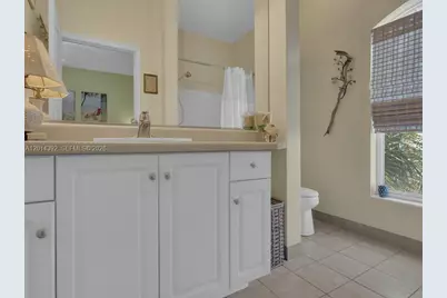 5035 Fairways Cir #305, Vero Beach, FL 32967 - Photo 9