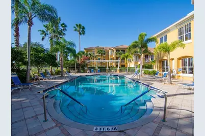 5035 Fairways Cir #305, Vero Beach, FL 32967 - Photo 11