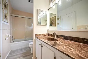 4582 Holly Lake Dr, Lake Worth, FL 33463 - Photo 23