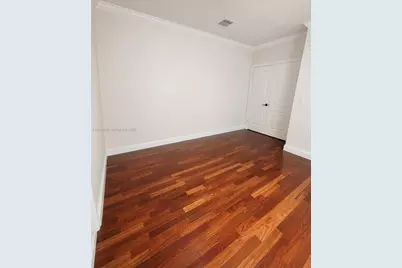 16347 NW 88th Pl, Miami Lakes, FL 33018 - Photo 9