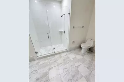 16347 NW 88th Pl, Miami Lakes, FL 33018 - Photo 11