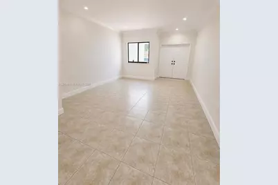 16347 NW 88th Pl, Miami Lakes, FL 33018 - Photo 7