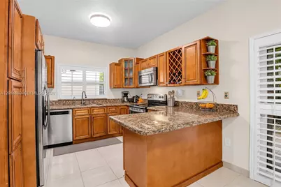 9904 SW 117th Pl, Miami, FL 33186 - Photo 11
