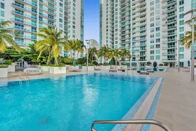 950 Brickell Bay Dr #1706, Miami, FL 33131 - Photo 15