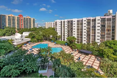 17021 N Bay Rd #322, Sunny Isles Beach, FL 33160 - Photo 1