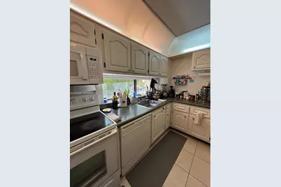 17021 N Bay Rd #322, Sunny Isles Beach, FL 33160 - Photo 7