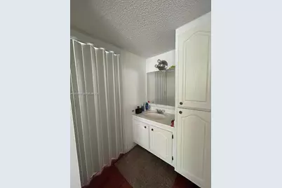 17021 N Bay Rd #322, Sunny Isles Beach, FL 33160 - Photo 13