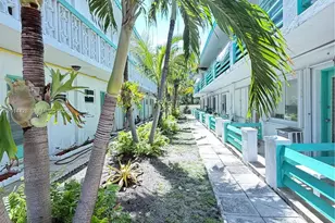 6490 Collins Ave, Miami Beach, FL 33141 - Photo 17
