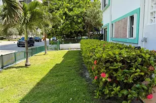 6490 Collins Ave, Miami Beach, FL 33141 - Photo 19
