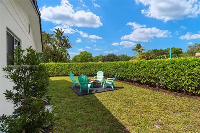 10 NW 100th St, Miami Shores, FL 33150 - Photo 31