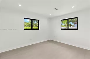 10 NW 100th St, Miami Shores, FL 33150 - Photo 13