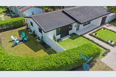 10 NW 100th St, Miami Shores, FL 33150 - Photo 3