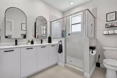 12808 NW 22nd Pl, Miami, FL 33167 - Photo 15