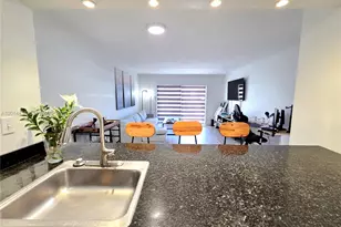 7477 SW 82nd St, Miami, FL 33143 - Photo 5