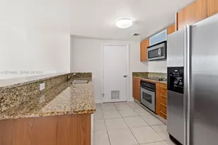 9055 SW 73rd Ct, Miami, FL 33156 - Photo 13
