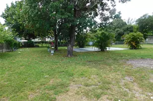 2230 NW 58th St, Miami, FL 33142 - Photo 7