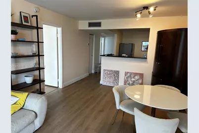 2821 N Miami Beach Blvd #4E, North Miami Beach, FL 33160 - Photo 3