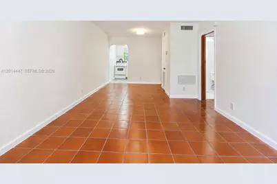 1900 NE 8th Ct #105, Fort Lauderdale, FL 33304 - Photo 5