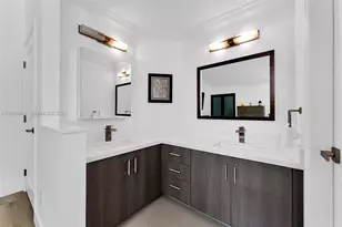 10335 SW 137th Ct, Miami, FL 33186 - Photo 17