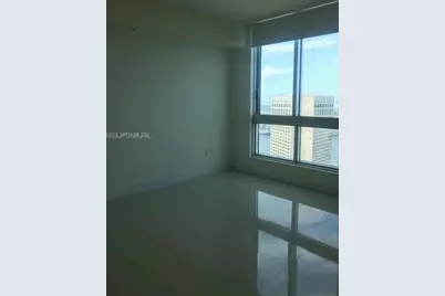 300 S Biscayne Blvd #T-3212, Miami, FL 33131 - Photo 3