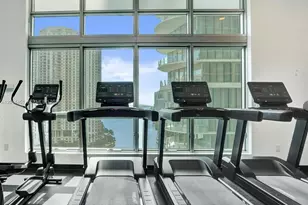 300 S Biscayne Blvd, Miami, FL 33131 - Photo 19