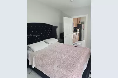 801 NW 35th Ave #0, Miami, FL 33125 - Photo 9