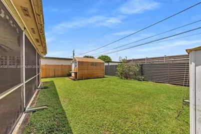 9261 SW 55th St, Cooper City, FL 33328 - Photo 35