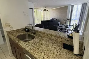 6955 NW 186th St, Hialeah, FL 33015 - Photo 19