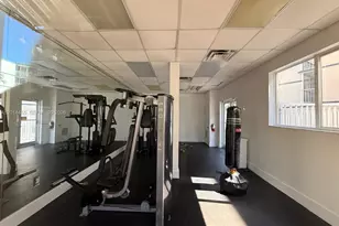 6955 NW 186th St, Hialeah, FL 33015 - Photo 25