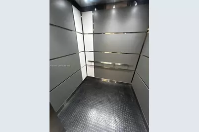 900 W 49th St, Hialeah, FL 33012 - Photo 13