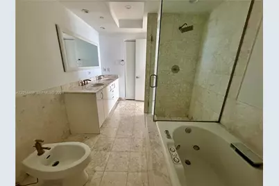 1331 Brickell Bay Dr #1006, Miami, FL 33131 - Photo 23