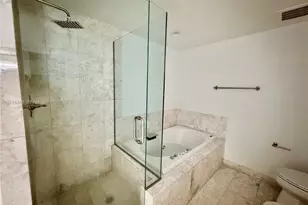 1331 Brickell Bay Dr, Miami, FL 33131 - Photo 27