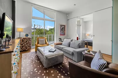 2001 Meridian Ave #404, Miami Beach, FL 33139 - Photo 3