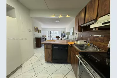 3817 SW 82nd Ave #IX-46, Miami, FL 33155 - Photo 9