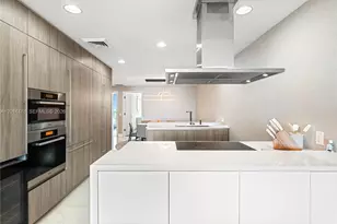 360 Ocean Dr, Key Biscayne, FL 33149 - Photo 9